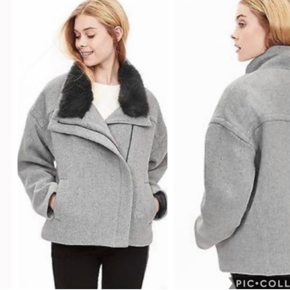 Banana republic wool coat w faux fur trim